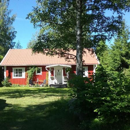 Bjoerkslingan Villa Vimmerby Ngoại thất bức ảnh