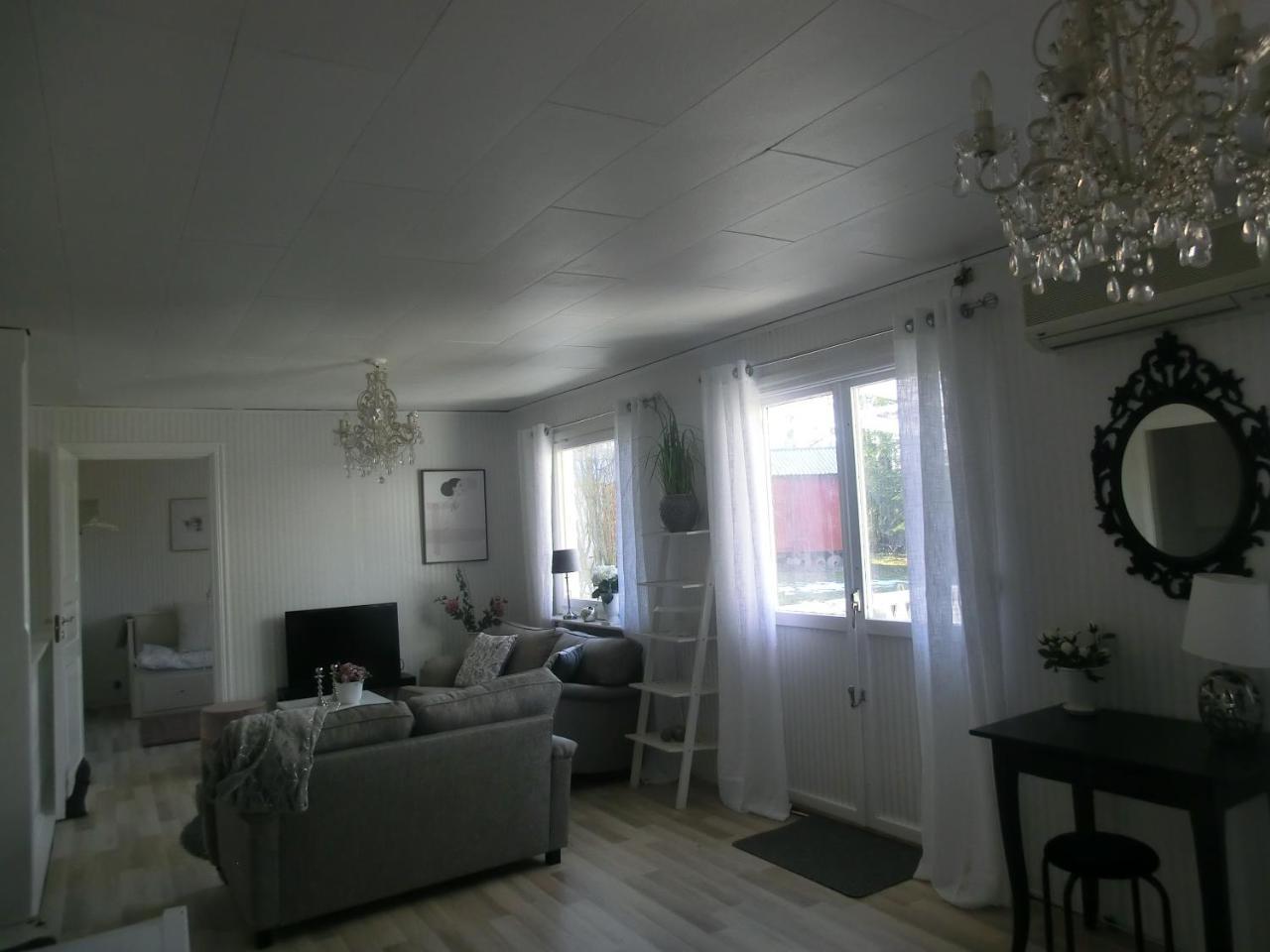 Bjoerkslingan Villa Vimmerby Ngoại thất bức ảnh